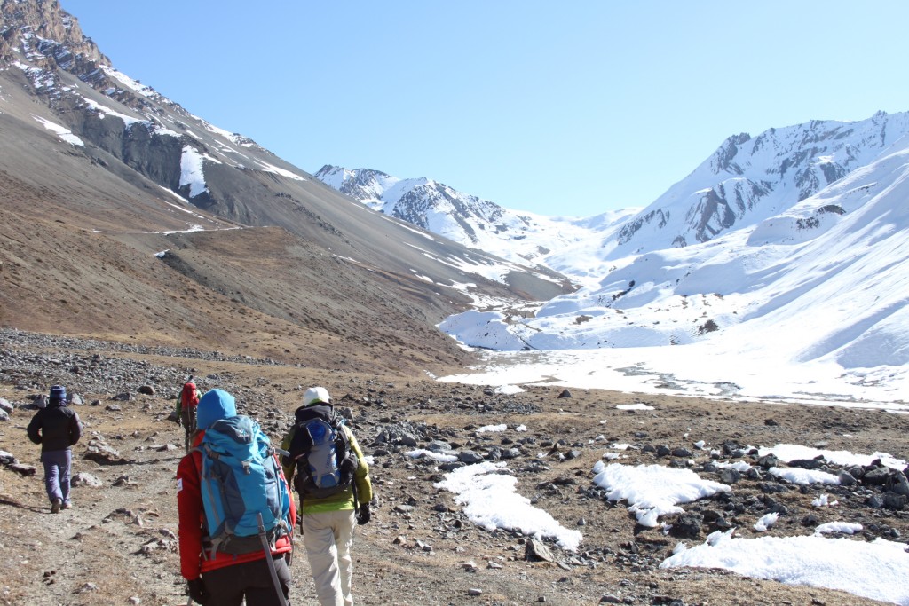 On Our Way to the Ngula Dhojyang Pass